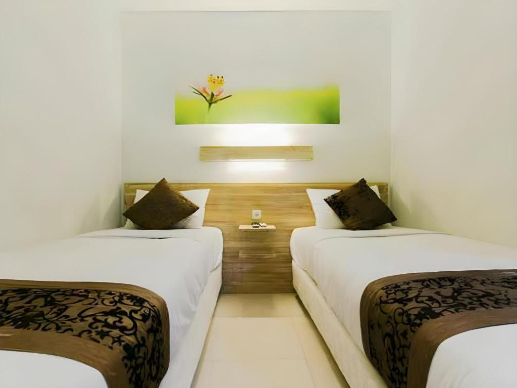 Life Puri Hotel Surabaya Gubeng Экстерьер фото